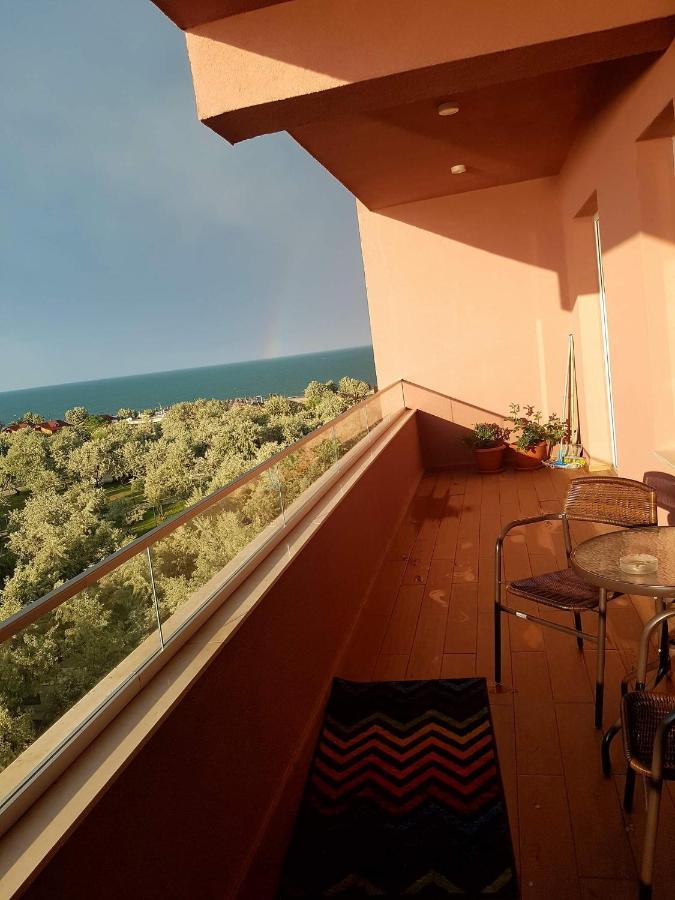 Apartament Criss Lotus 마마이아 외부 사진