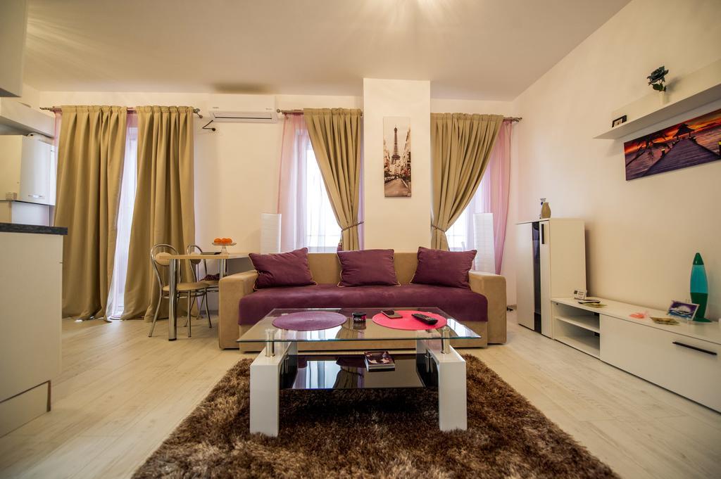 Apartament Criss Lotus 마마이아 외부 사진